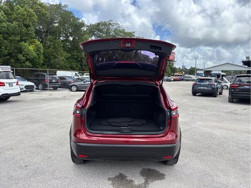 Used 2020 Nissan Rogue Sport SV FWD image 40