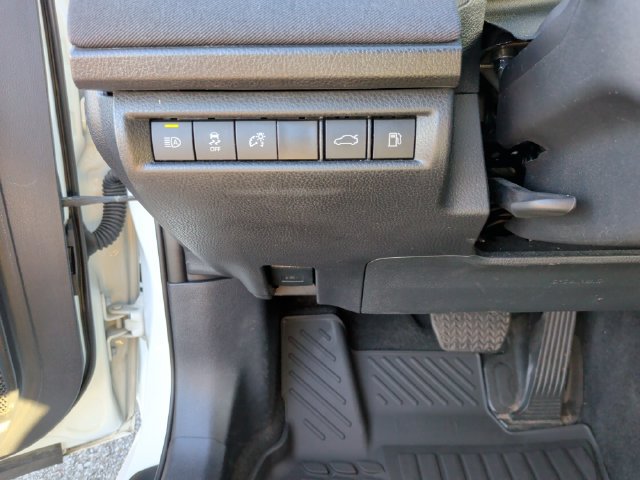Certified 2025 Toyota Camry LE FWD image 16