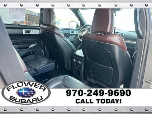 Used 2020 Ford Explorer Platinum w/ Premium Technology Package AWD/4WD image 14