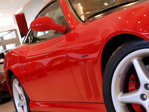 Used 2001 Ferrari 550 Maranello Coupe RWD image 30