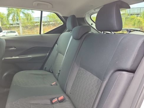 Used 2024 Nissan Kicks SV FWD image 10