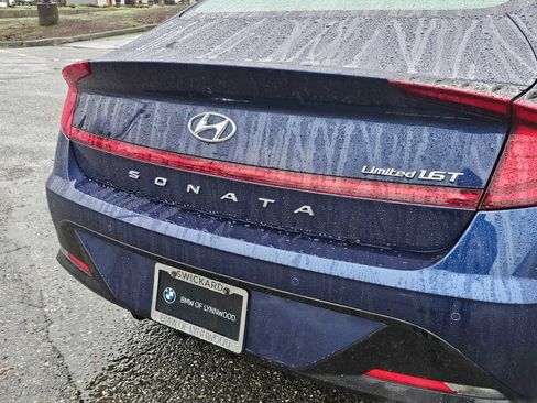 Used 2021 Hyundai Sonata Limited w/ Winter Weather Package image 13