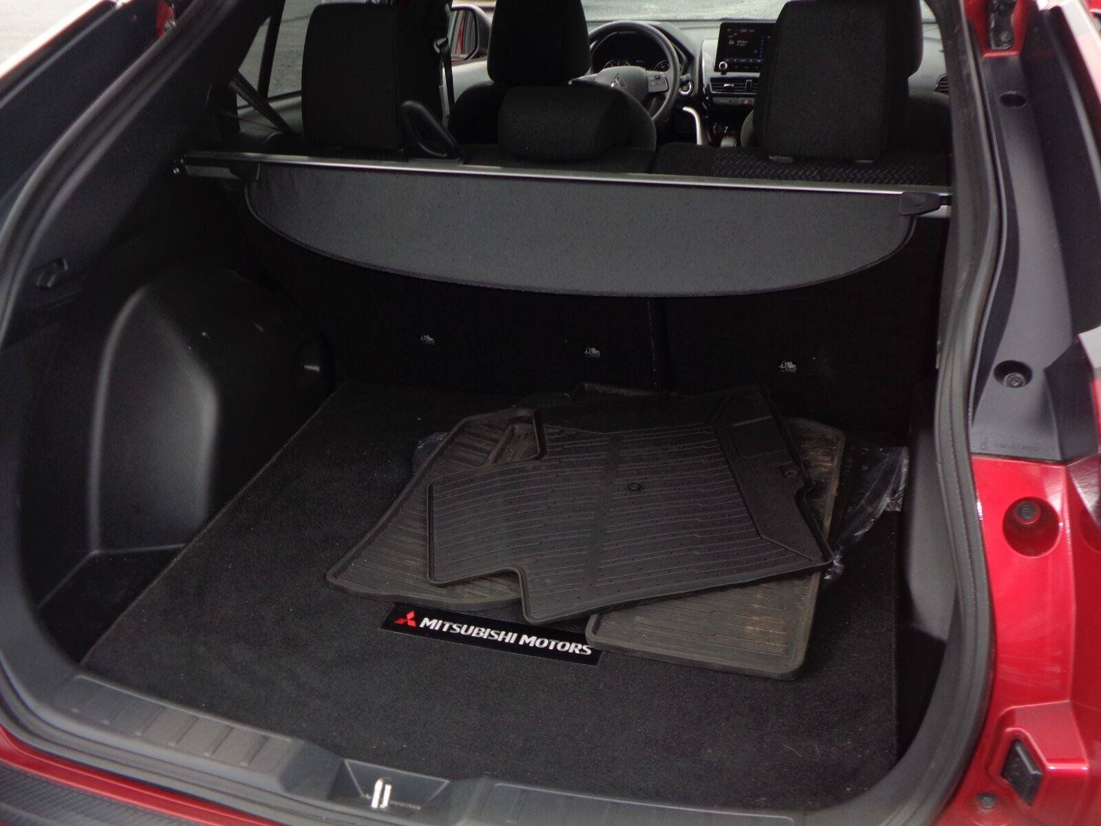 Used 2025 Mitsubishi Eclipse Cross LE AWD/4WD image 8