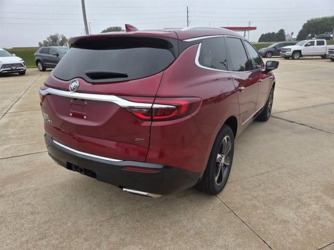 Used 2020 Buick Enclave Essence w/ Sport Touring Edition image 3