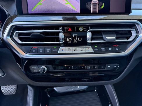 Certified 2023 BMW X4 xDrive30i w/ Convenience Package image 22