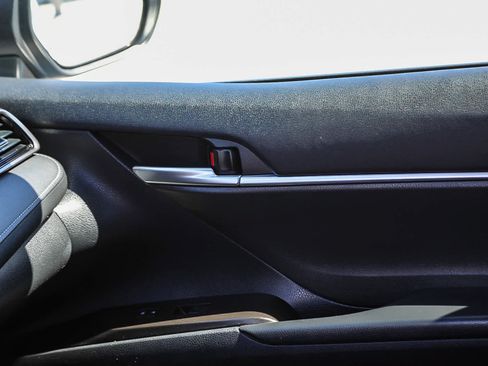 Certified 2023 Toyota Camry SE FWD image 22