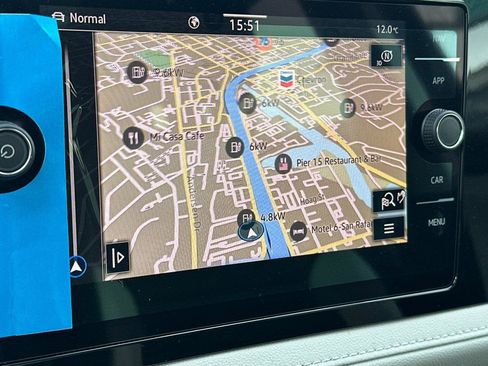 New 2026 Volkswagen Taos SEL image 18