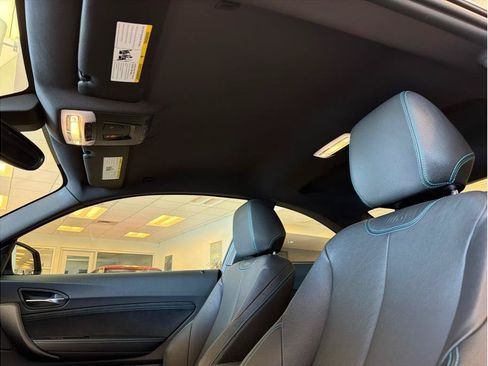 Used 2018 BMW M2 RWD image 37