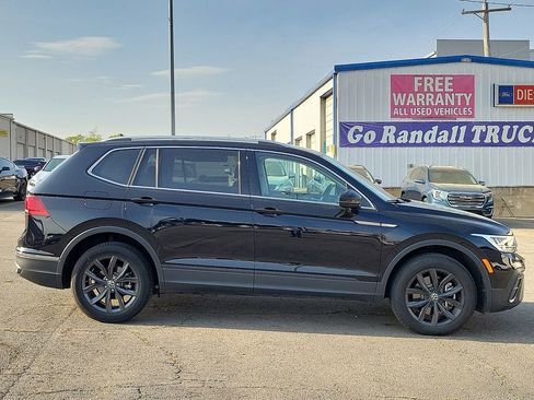 Used 2024 Volkswagen Tiguan SE AWD/4WD image 6