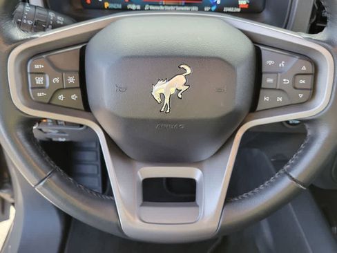 Used 2025 Ford Bronco Big Bend image 18