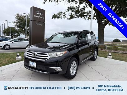 Used 2012 Toyota Highlander SE w/ Tow Pkg