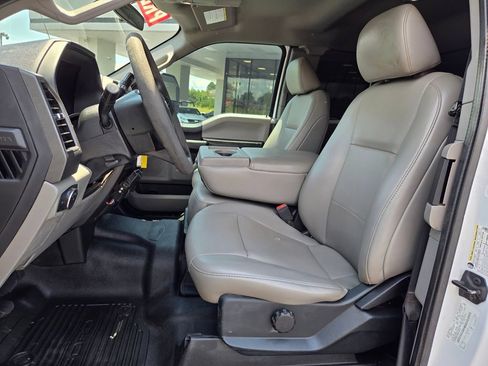 Used 2021 Ford F250 XL w/ Power Equipment Group AWD/4WD image 8