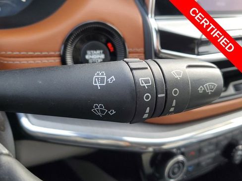 Certified 2022 Jeep Compass Limited image 18