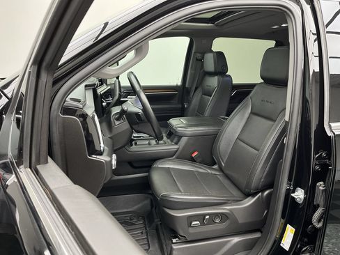 Certified 2025 GMC Sierra 2500 Denali w/ Denali Reserve Package AWD/4WD image 11