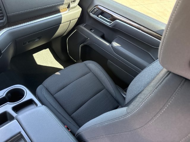 Used 2025 GMC Sierra 1500 Elevation RWD image 24