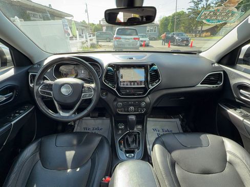 Used 2019 Jeep Cherokee Limited AWD/4WD image 19