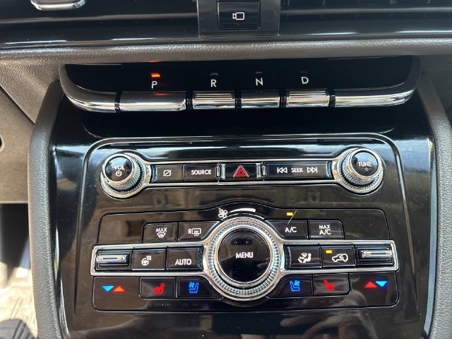 Used 2022 Lincoln Corsair AWD w/ Equipment Group 101A image 19