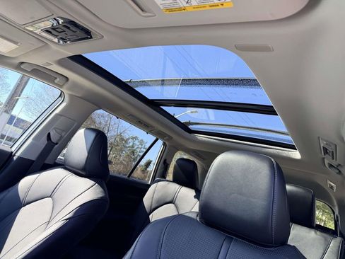 Certified 2025 Toyota Grand Highlander AWD image 20