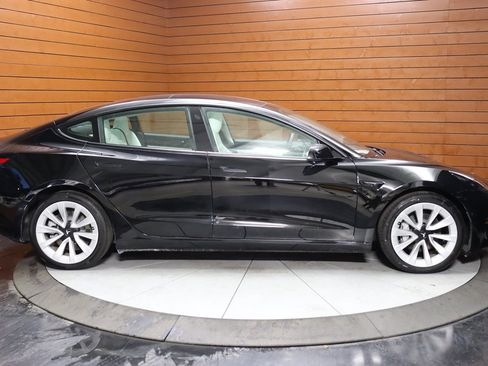 Used 2022 Tesla Model 3 Long Range image 18