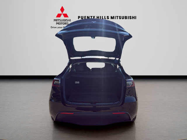 Used 2023 Tesla Model Y Long Range AWD/4WD image 9