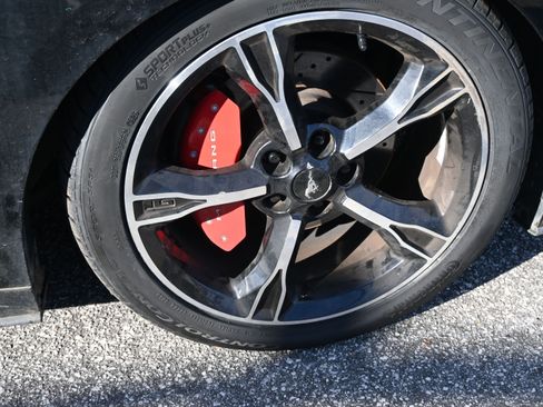 Used 2017 Ford Mustang Premium image 27