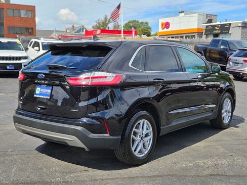 Used 2022 Ford Edge SEL w/ Convenience Package image 5
