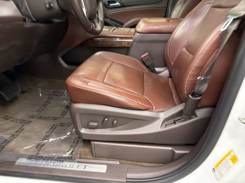 Used 2015 Chevrolet Tahoe LTZ RWD image 10