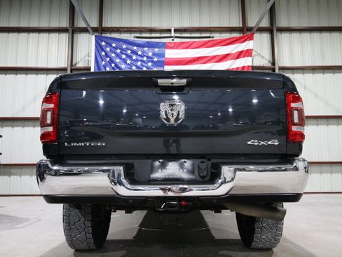 Used 2019 RAM 2500 Limited AWD/4WD image 9