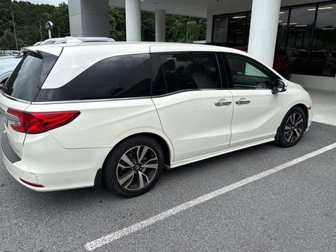 Used 2019 Honda Odyssey Elite image 5