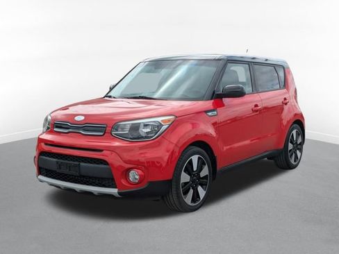 Used 2019 Kia Soul + FWD image 5