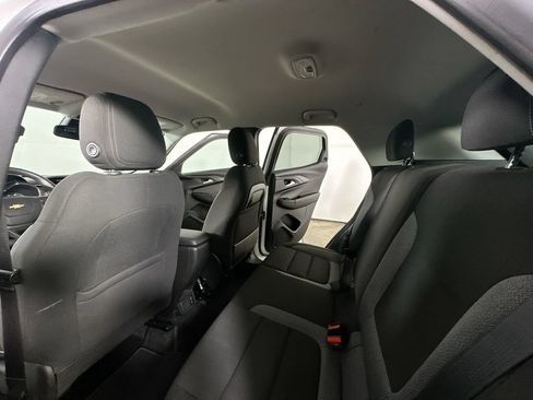 Used 2023 Chevrolet TrailBlazer LT w/ Convenience Package AWD/4WD image 13