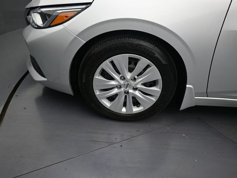Used 2023 Nissan Sentra S FWD image 9