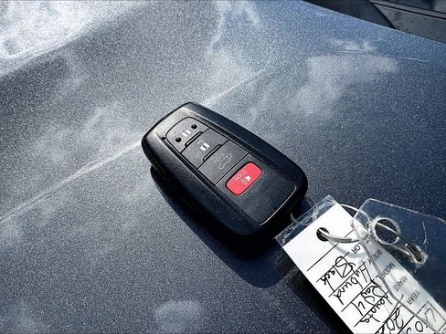 Used 2023 Toyota RAV4 Limited AWD/4WD image 35