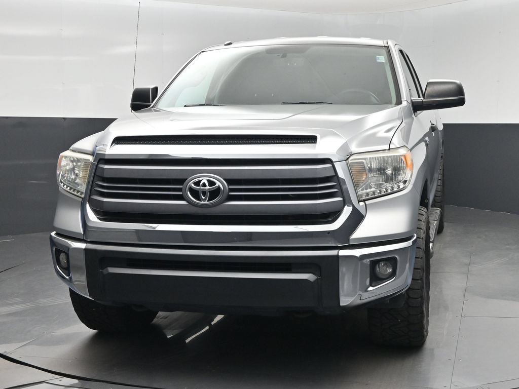 Used 2014 Toyota Tundra SR5 w/ SR5 Upgrade Package AWD/4WD image 6