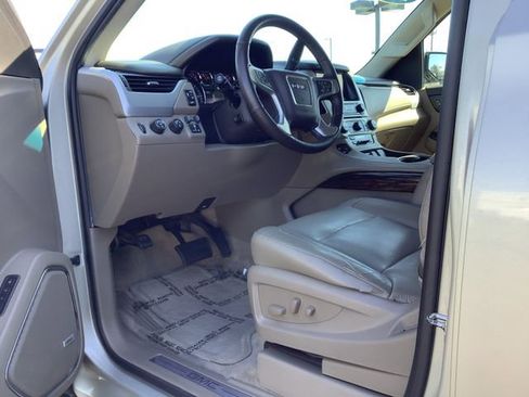 Used 2015 GMC Yukon SLT w/ Open Road Package image 6