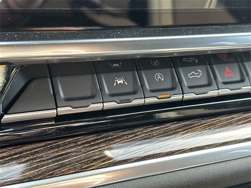 New 2026 GMC Sierra 1500 Elevation w/ LPO, Elevation Black Package image 18