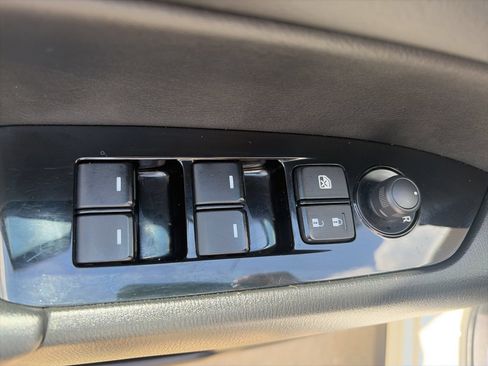 Used 2018 MAZDA CX-5 Touring FWD image 13