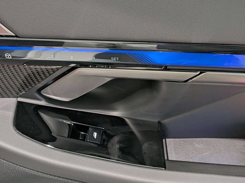 New 2027 BMW M5 w/ Carbon Package AWD/4WD image 33