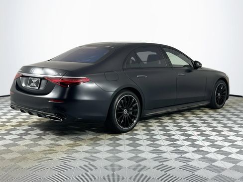 Used 2023 Mercedes-Benz S 580 4MATIC Sedan w/ AMG Line image 5