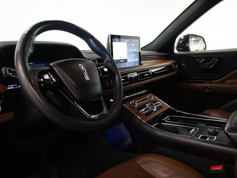 Used 2022 Lincoln Aviator Grand Touring w/ Equipment Group 301A AWD/4WD image 24