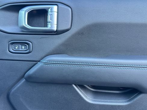 Used 2021 Jeep Wrangler Unlimited Rubicon 4xe w/ Cold Weather Group image 19