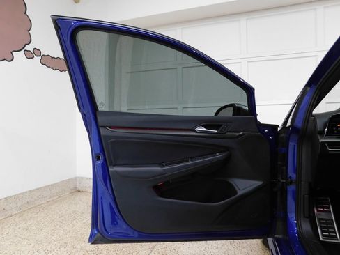 Used 2024 Volkswagen Golf R AWD/4WD image 24