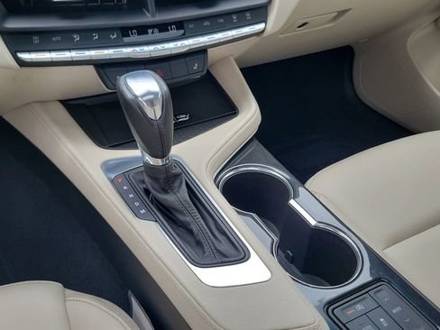 Used 2021 Cadillac CT4 Luxury w/ Sun And Sound Package AWD/4WD image 15