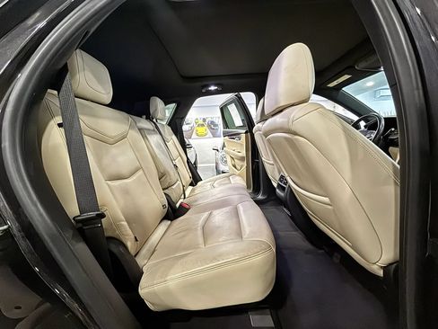 Used 2018 Cadillac XT5 Premium Luxury FWD image 19