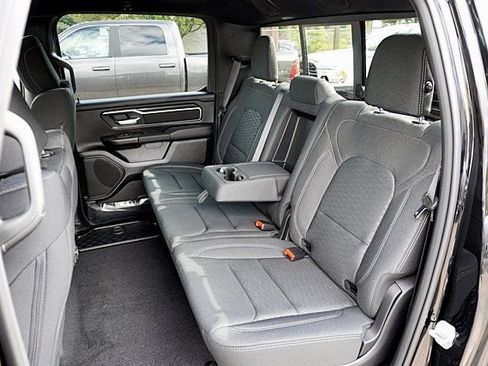 New 2026 RAM 1500 4x4 Crew Cab image 22