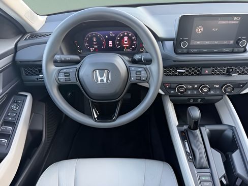 Used 2024 Honda Accord EX image 12