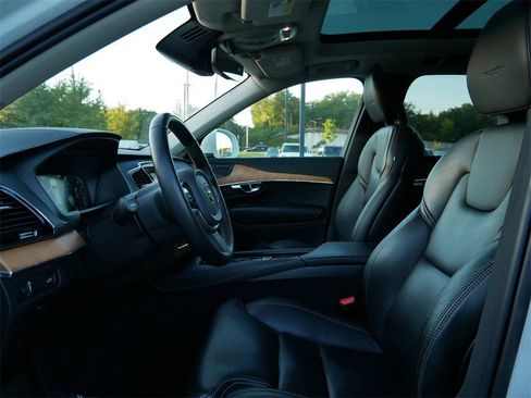 Used 2020 Volvo XC90 T6 Inscription image 8