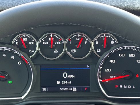 Used 2022 Chevrolet Silverado 1500 LT w/ Z71 Off-Road Package image 5