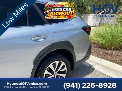 Used 2023 Subaru Outback Premium AWD/4WD image 43