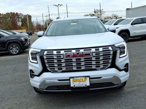 New 2026 GMC Terrain Denali w/ LPO, Floor Liner Package image 2